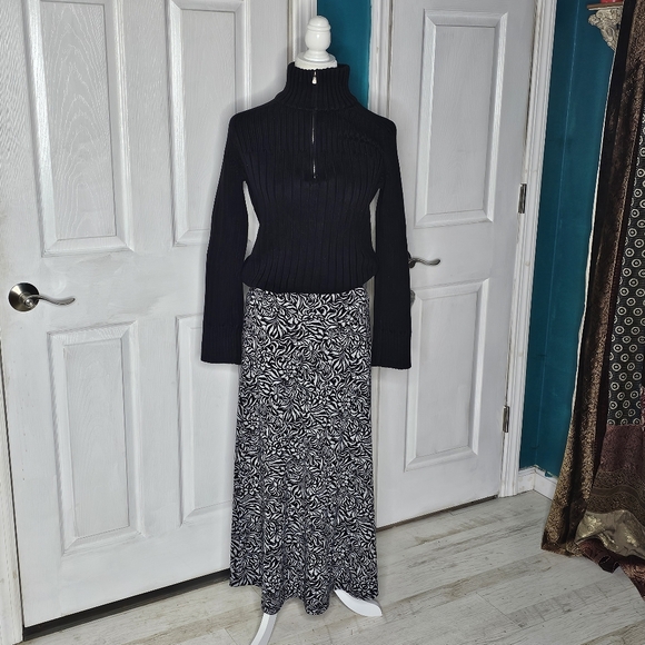 Christopher & Banks Long Skirt - Picture 10 of 16